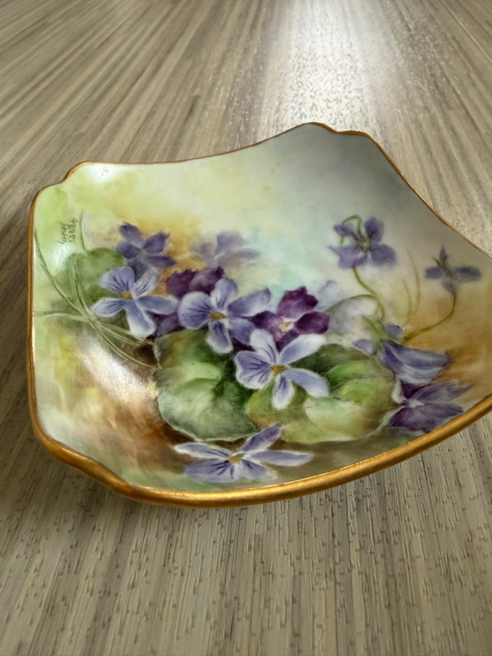 Hand-Painted Porcelain Trinkt Dish with Purple Violets and Gold Rim